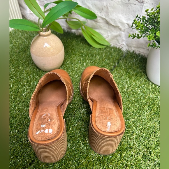 MADEWELL The Carey Mule  tan leather Size  6 Brand gently worn - Picture 14 of 16